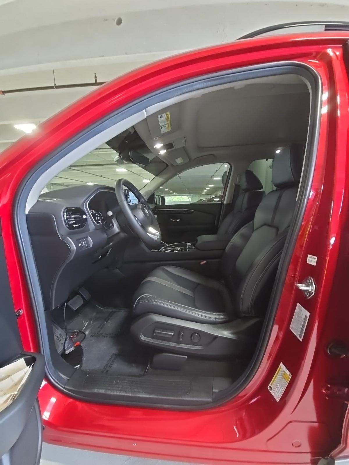 2025 Honda Pilot Touring AWD