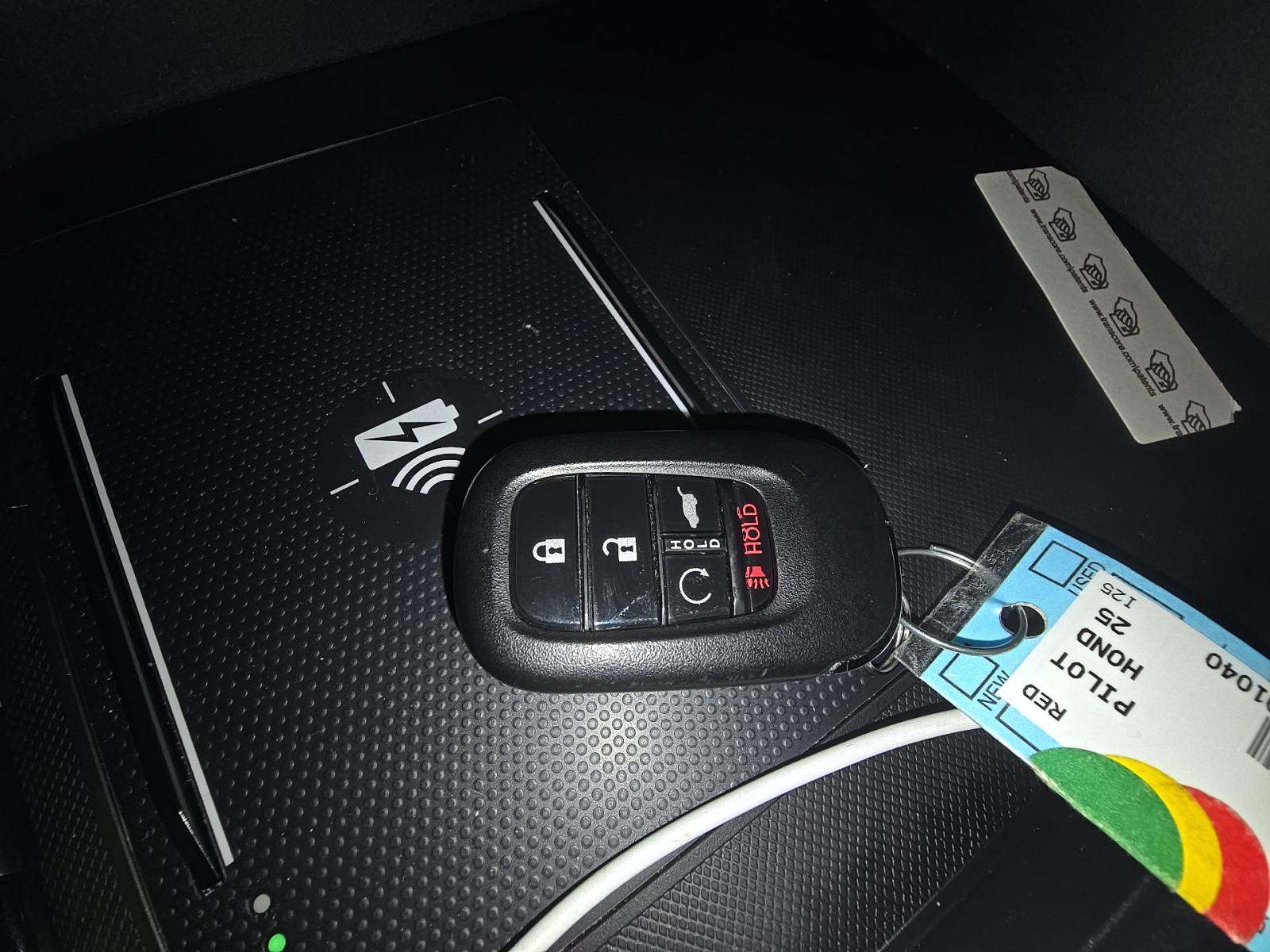 2025 Honda Pilot Touring AWD