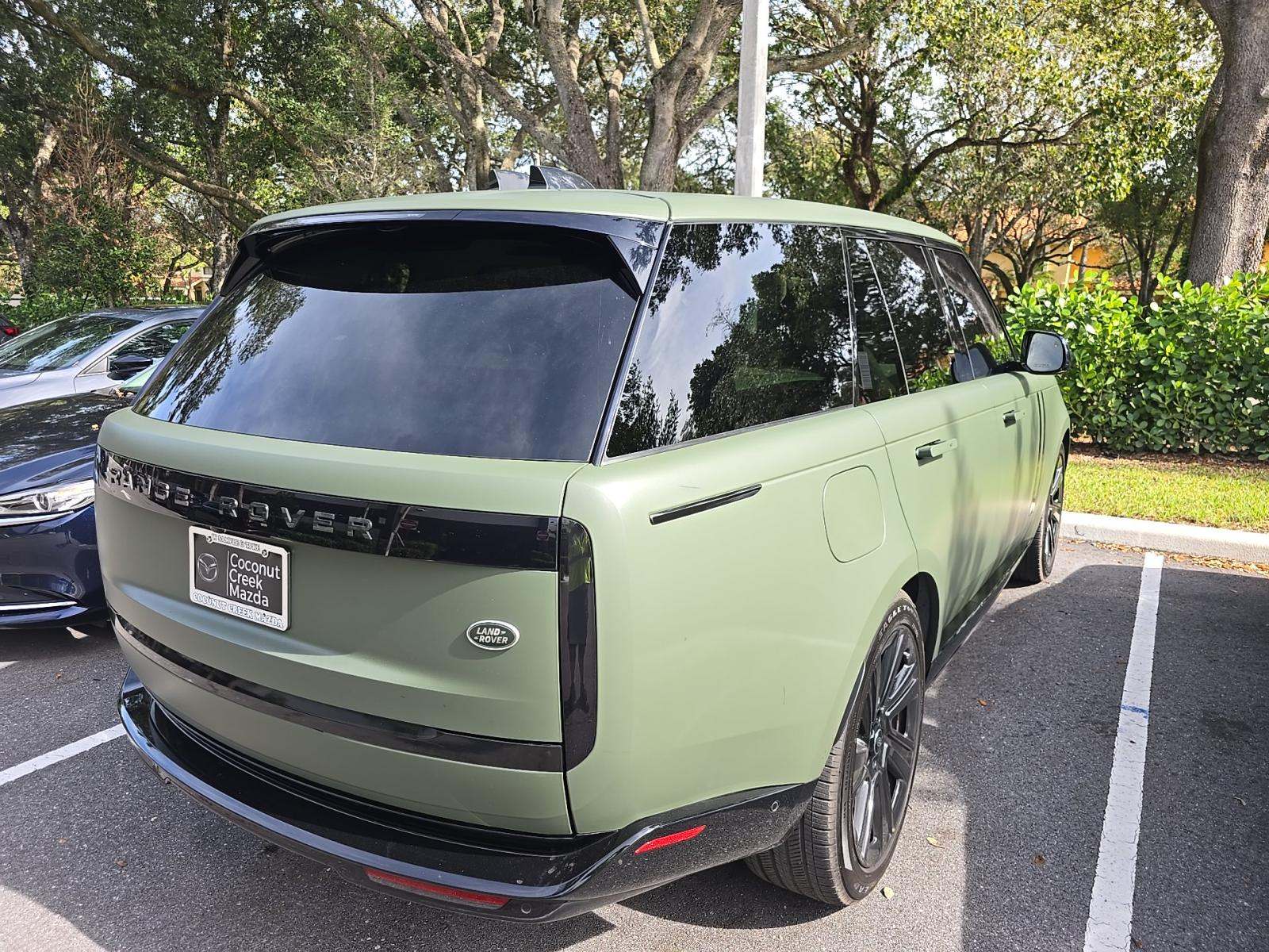 2023 Land Rover Range Rover SE AWD