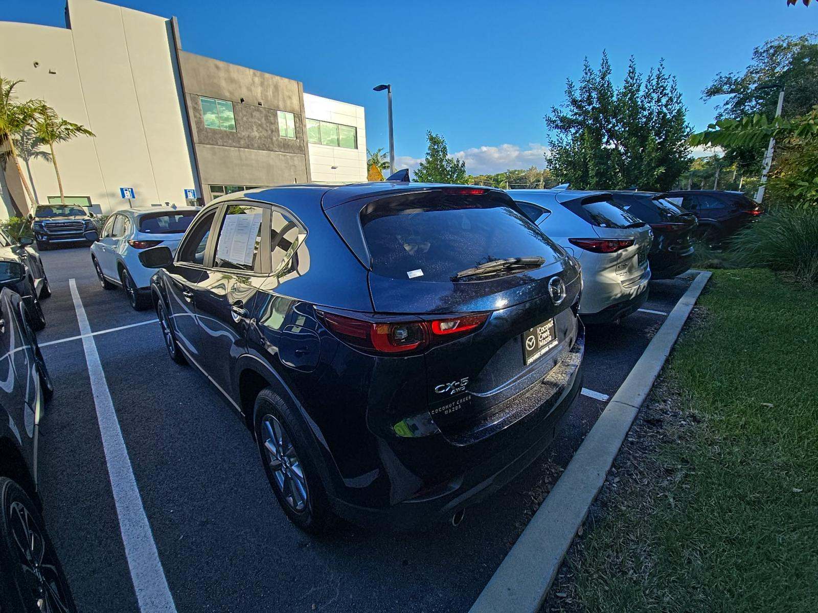 2022 MAZDA CX-5 2.5 S Preferred Package AWD