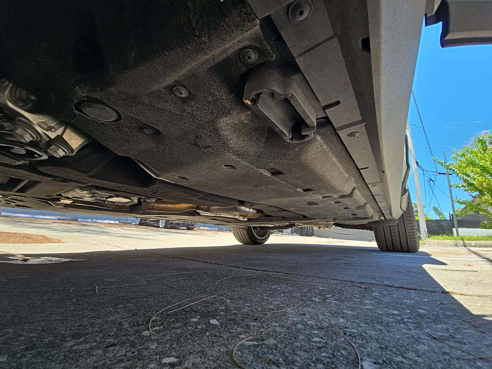 2022 Porsche Cayenne Platinum Edition AWD