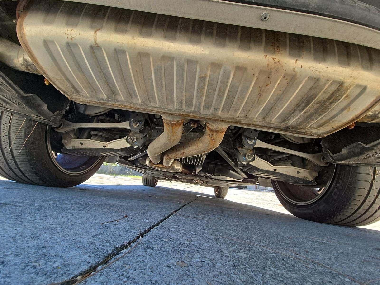 2022 Porsche Cayenne Platinum Edition AWD