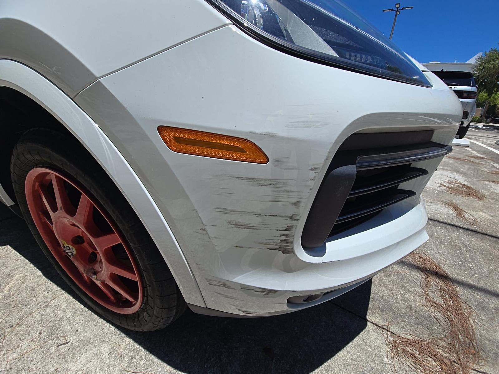 2022 Porsche Cayenne Platinum Edition AWD