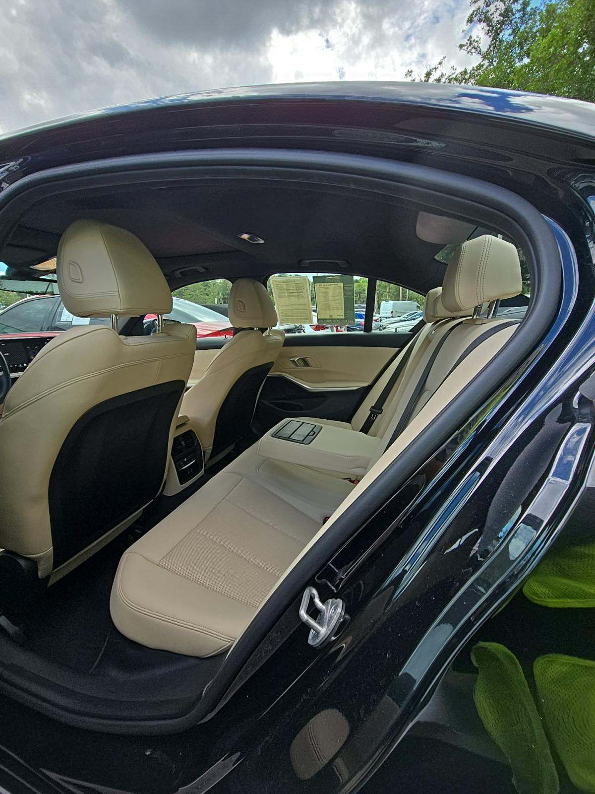 2025 BMW 3 Series 330i RWD