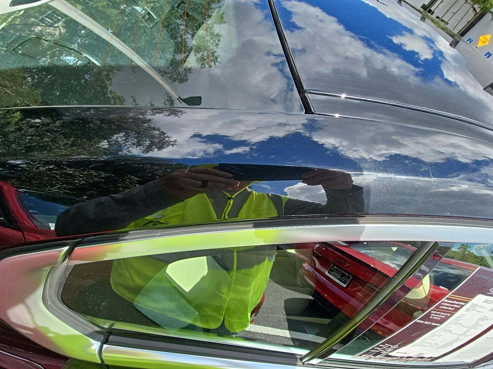 2025 BMW 3 Series 330i RWD