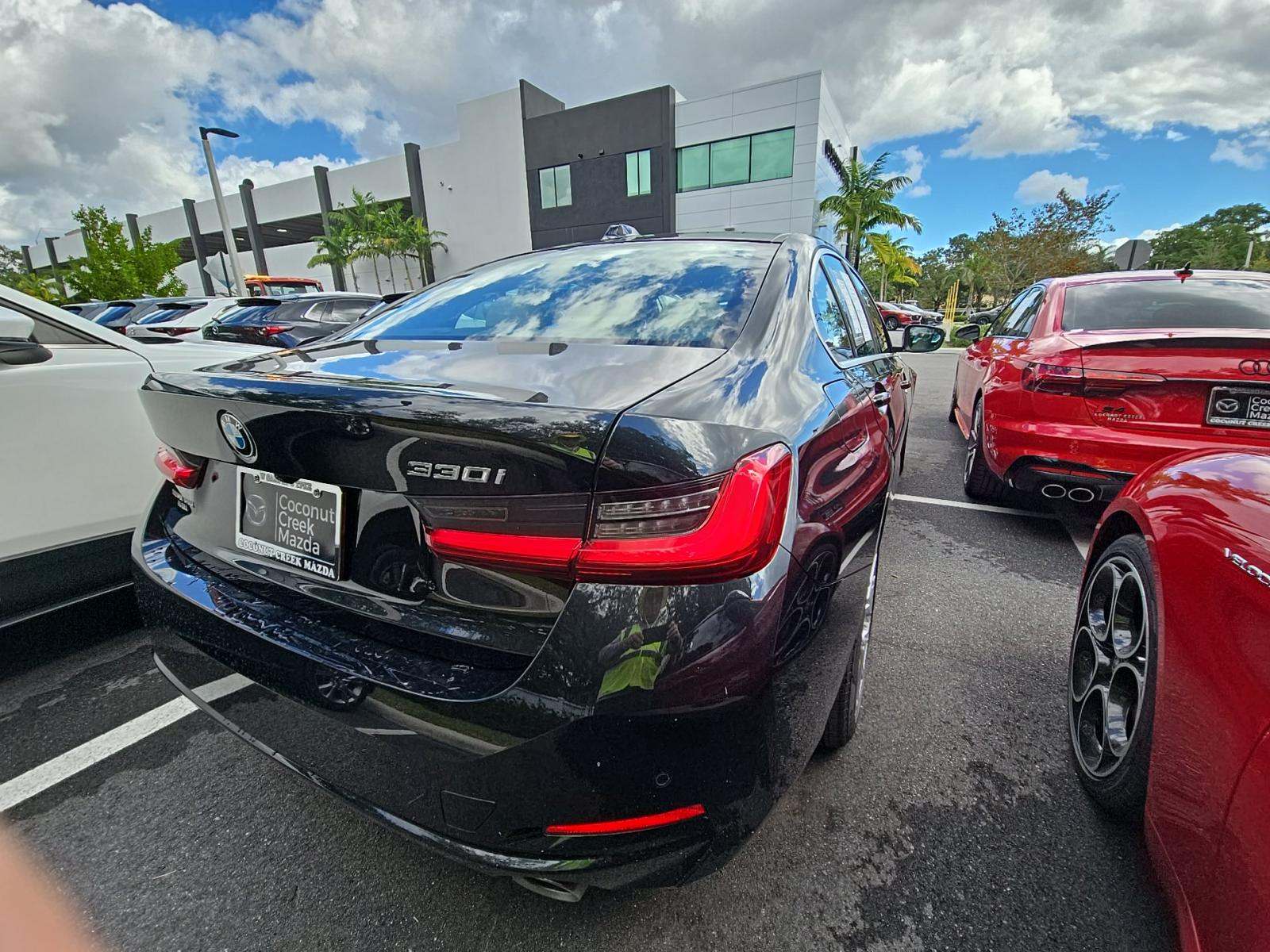 2025 BMW 3 Series 330i RWD