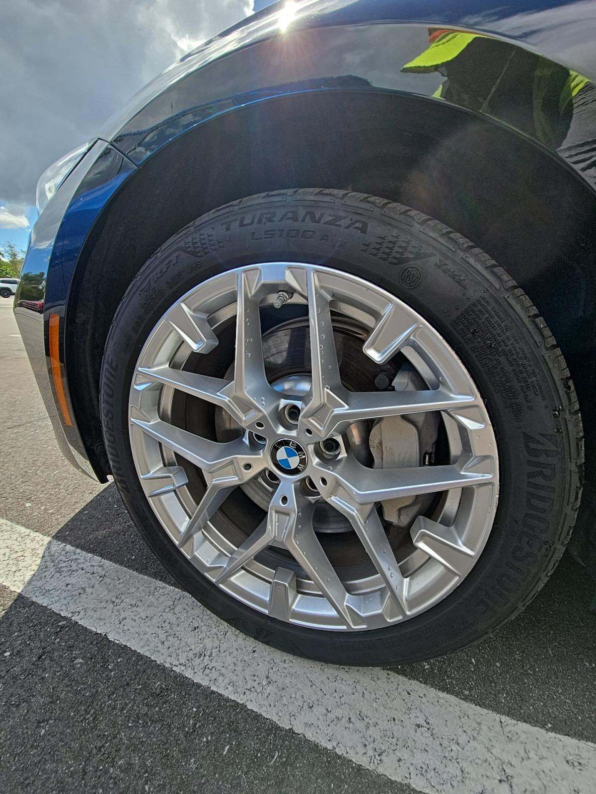 2025 BMW 3 Series 330i RWD