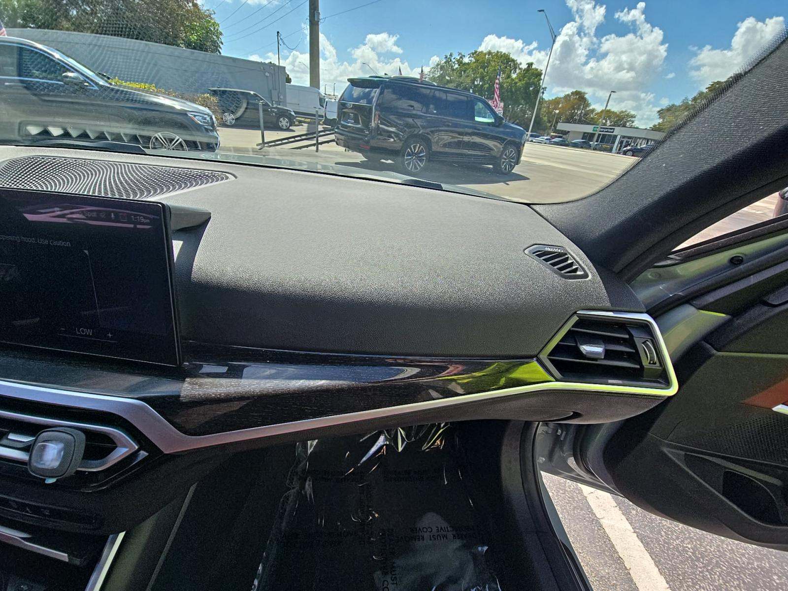 2023 BMW 3 Series 330i xDrive AWD