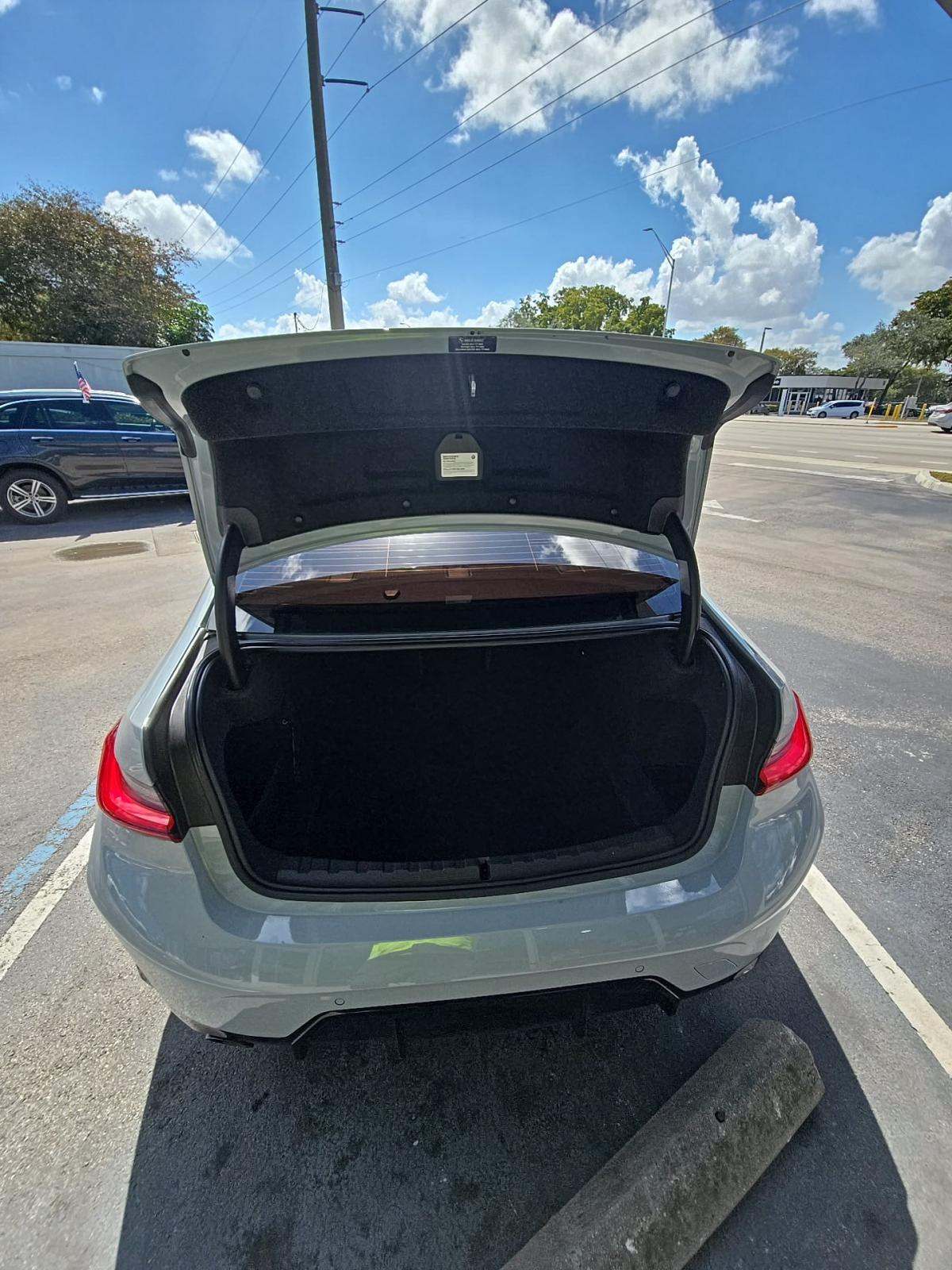 2023 BMW 3 Series 330i xDrive AWD