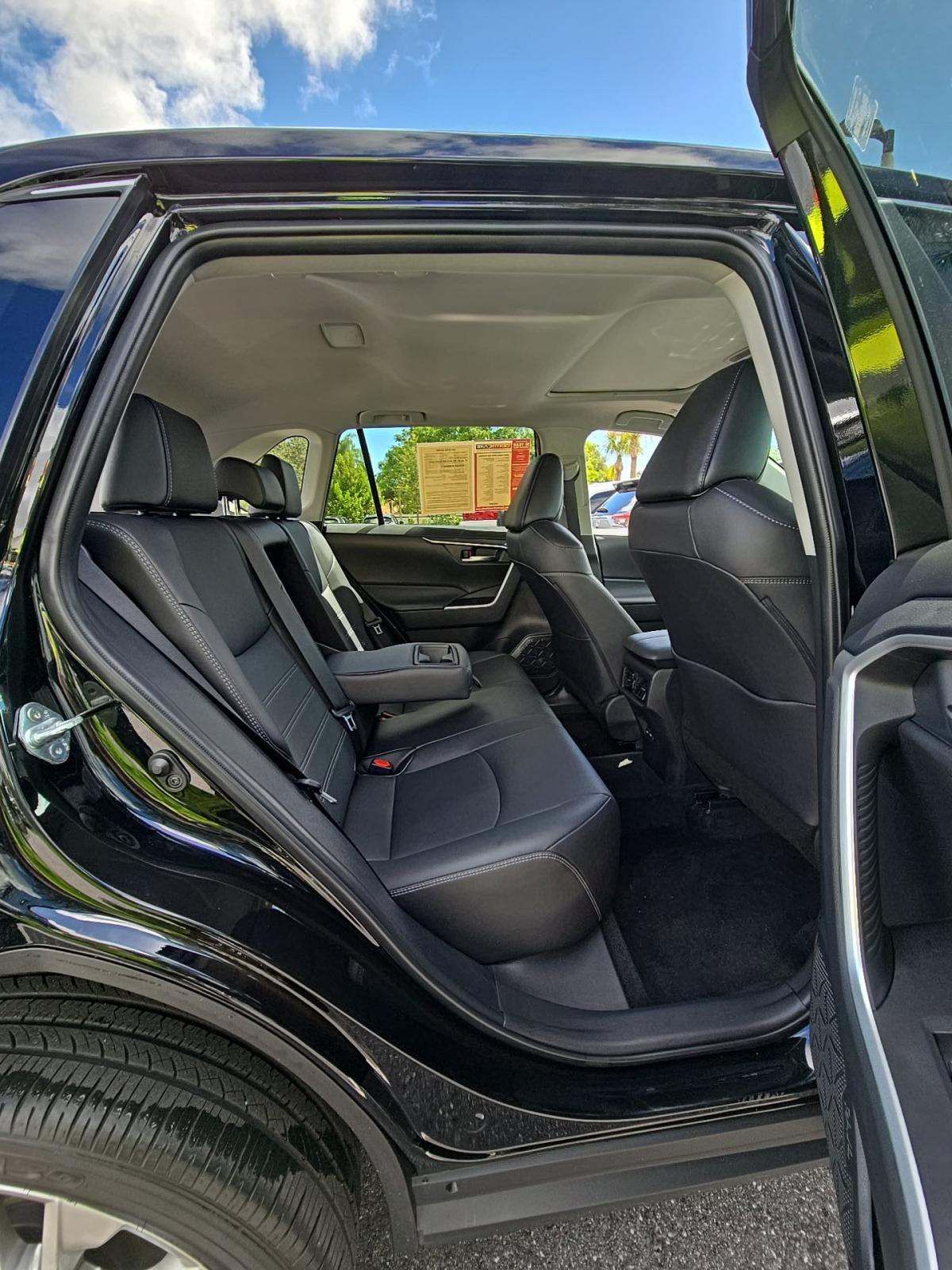 2024 Toyota RAV4 XLE Premium AWD