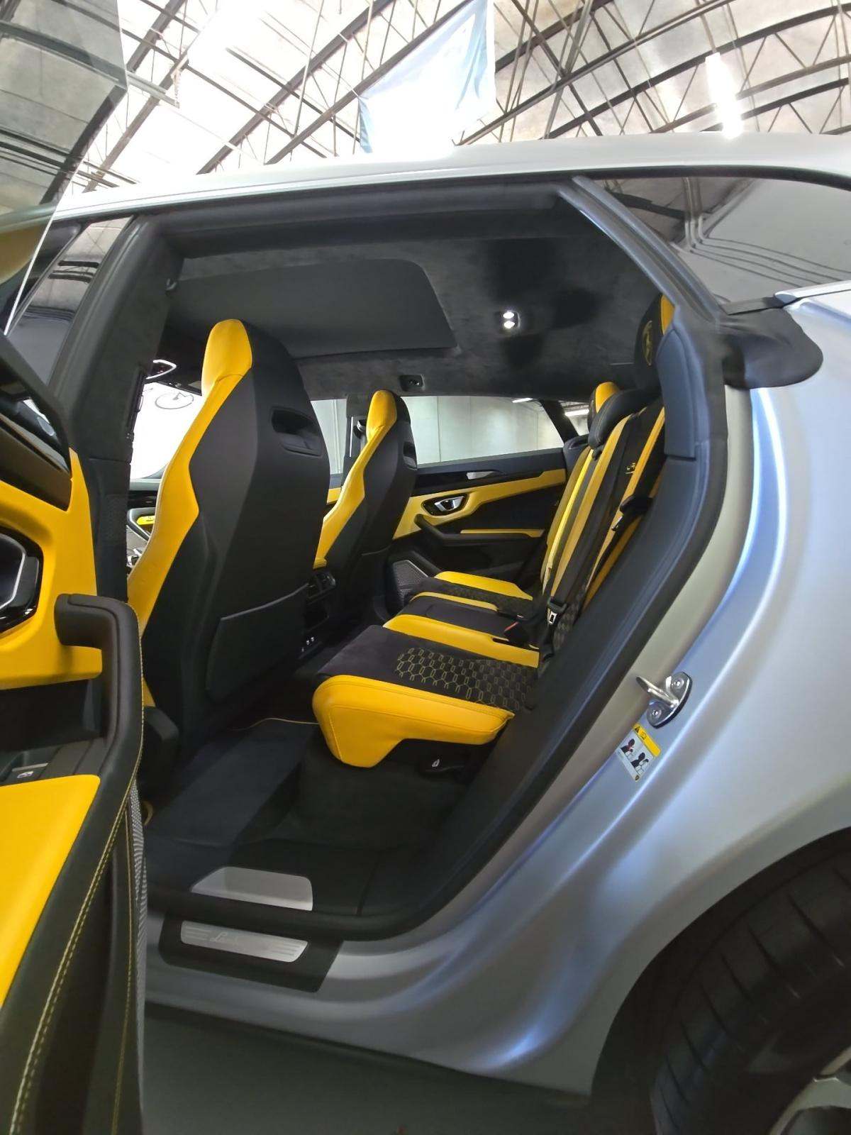 2022 Lamborghini Urus Graphite Capsule AWD