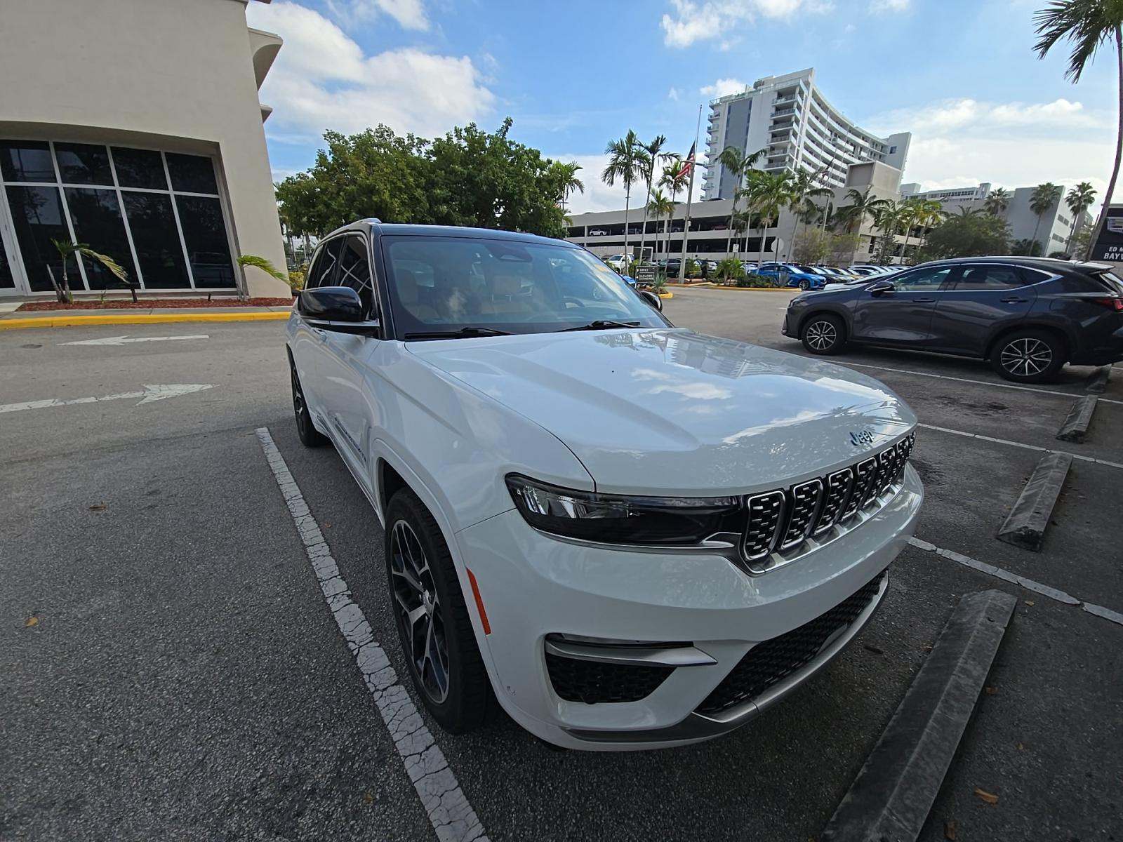 2022 Jeep Grand Cherokee 4xe Summit Reserve AWD