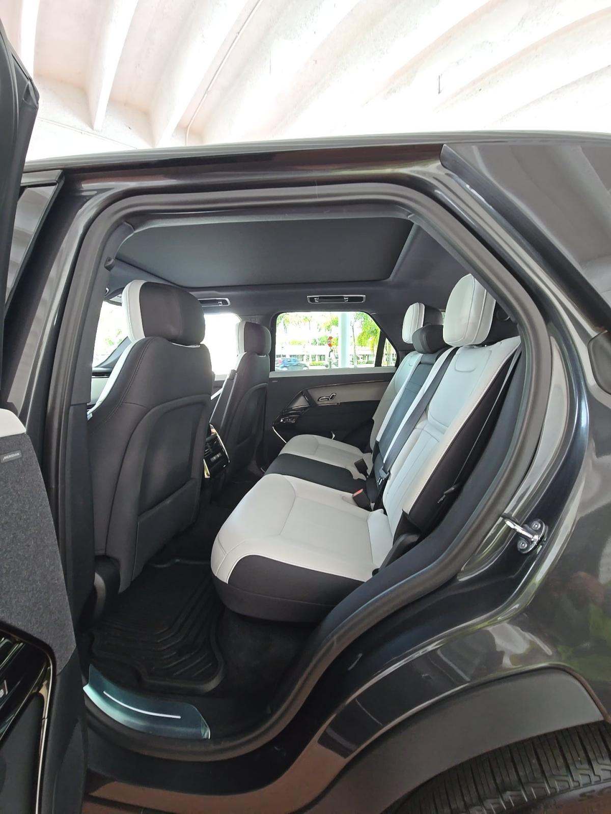 2025 Land Rover Range Rover Sport Dynamic SE AWD