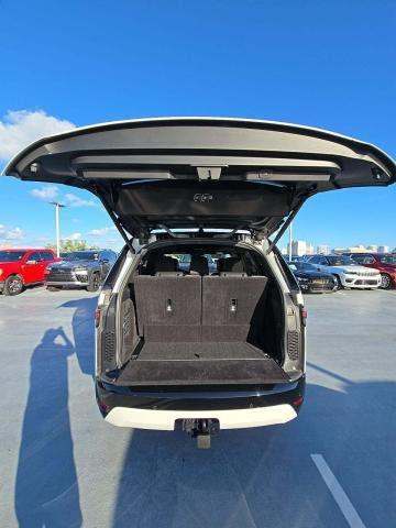 2023 Land Rover Discovery R-Dynamic HSE AWD