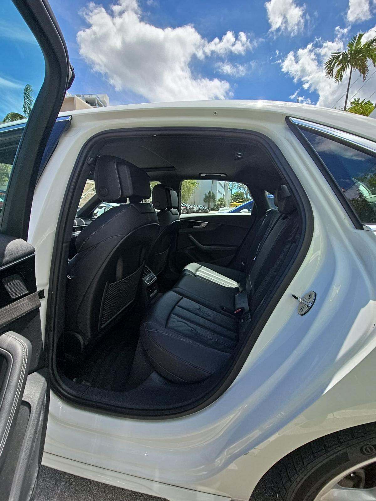 2022 Audi A4 S line Premium Plus AWD