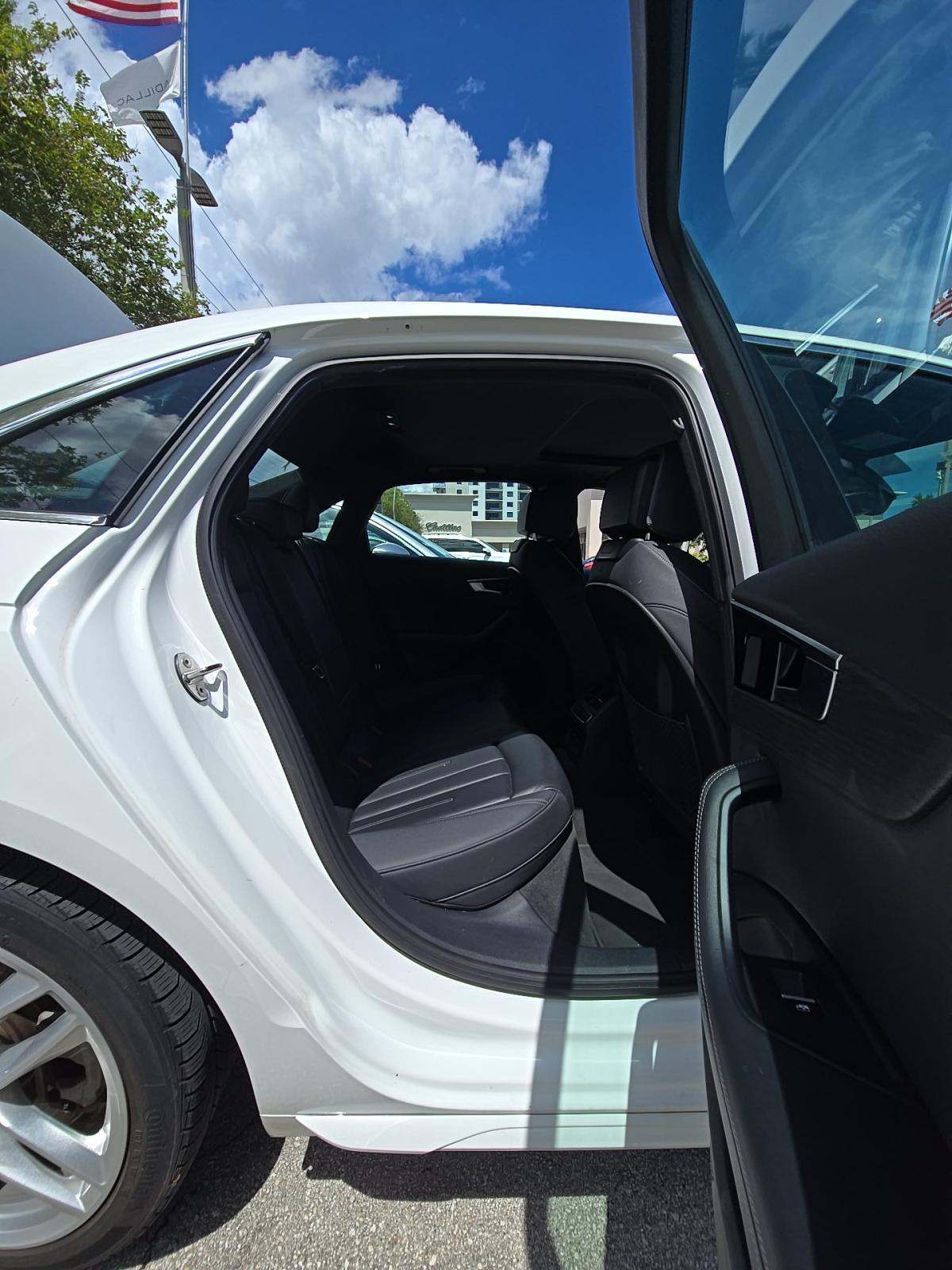 2022 Audi A4 S line Premium Plus AWD