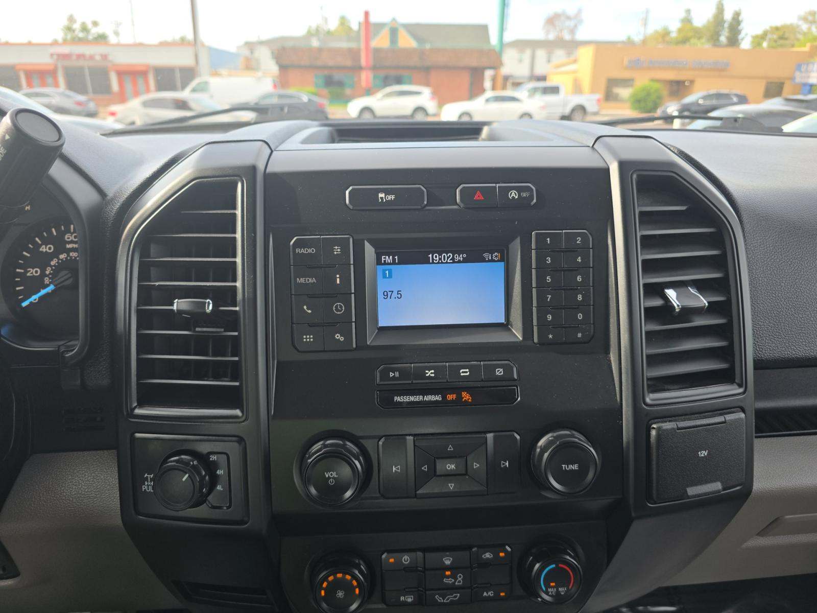 FORD F-150 - 6