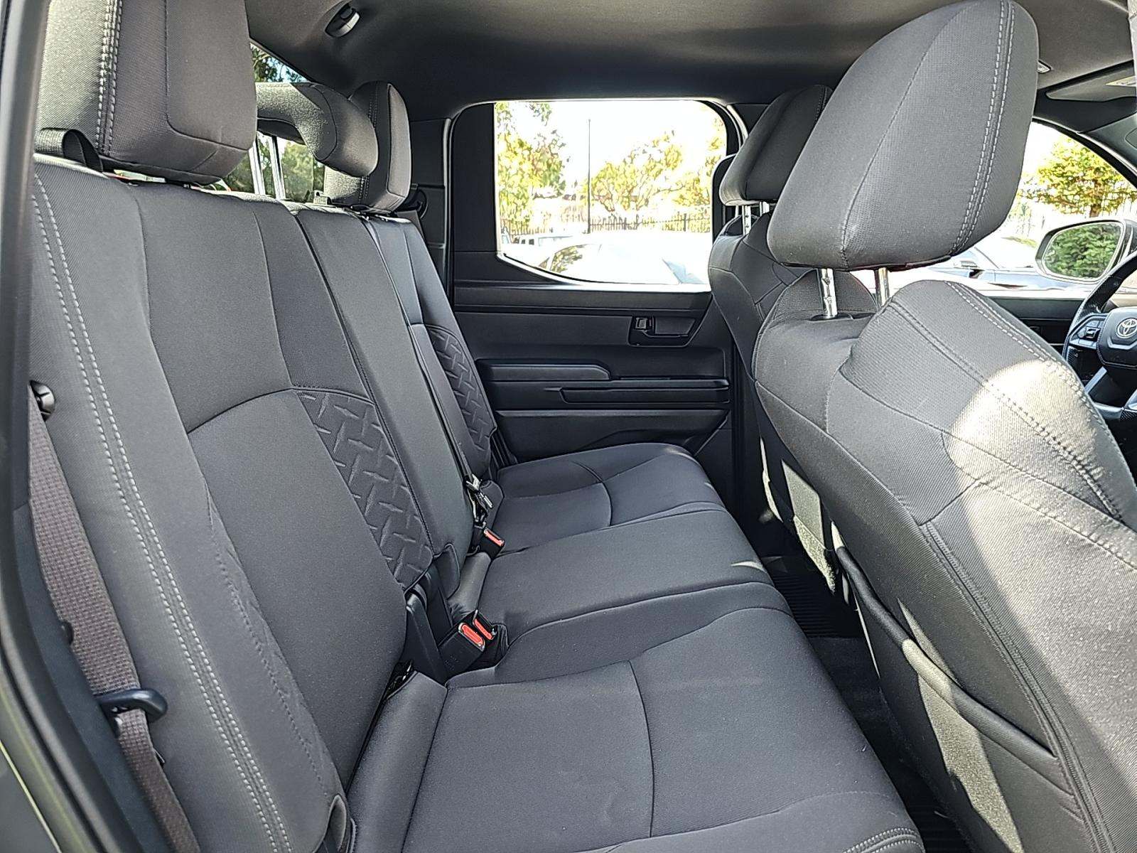 2024 Toyota Tacoma SR5 AWD