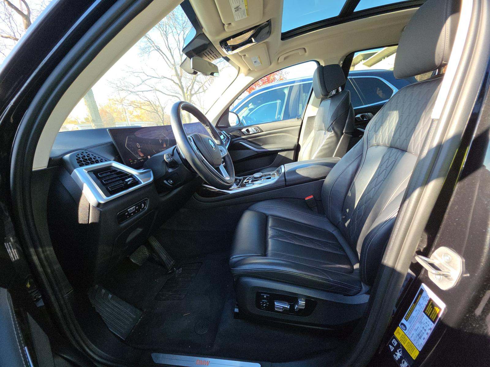 2023 BMW X7 xDrive40i AWD