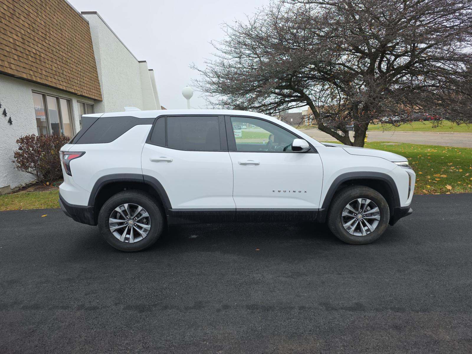 2025 Chevrolet Equinox LT FWD