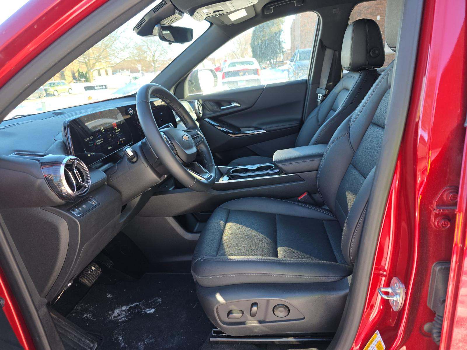 2025 Chevrolet Equinox LT FWD