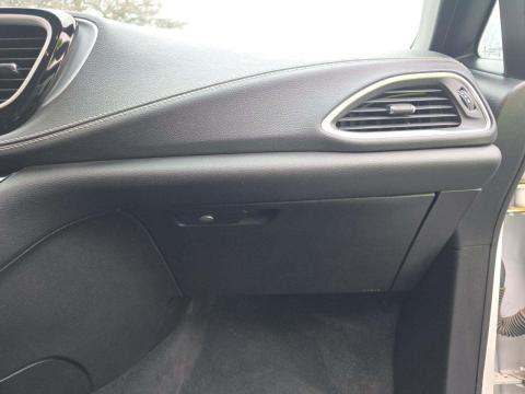 2022 Chrysler Pacifica Touring L AWD