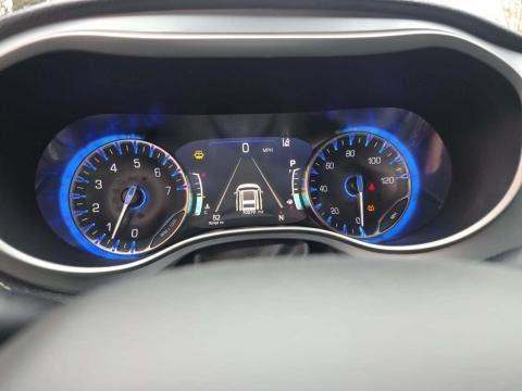 2022 Chrysler Pacifica Touring L AWD