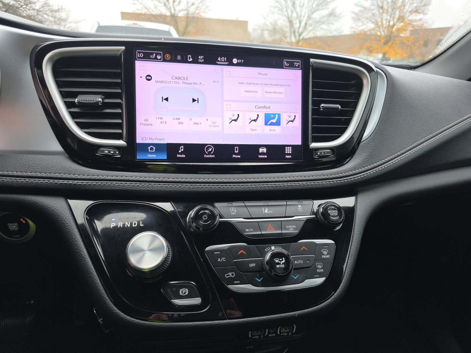 2022 Chrysler Pacifica Touring L AWD