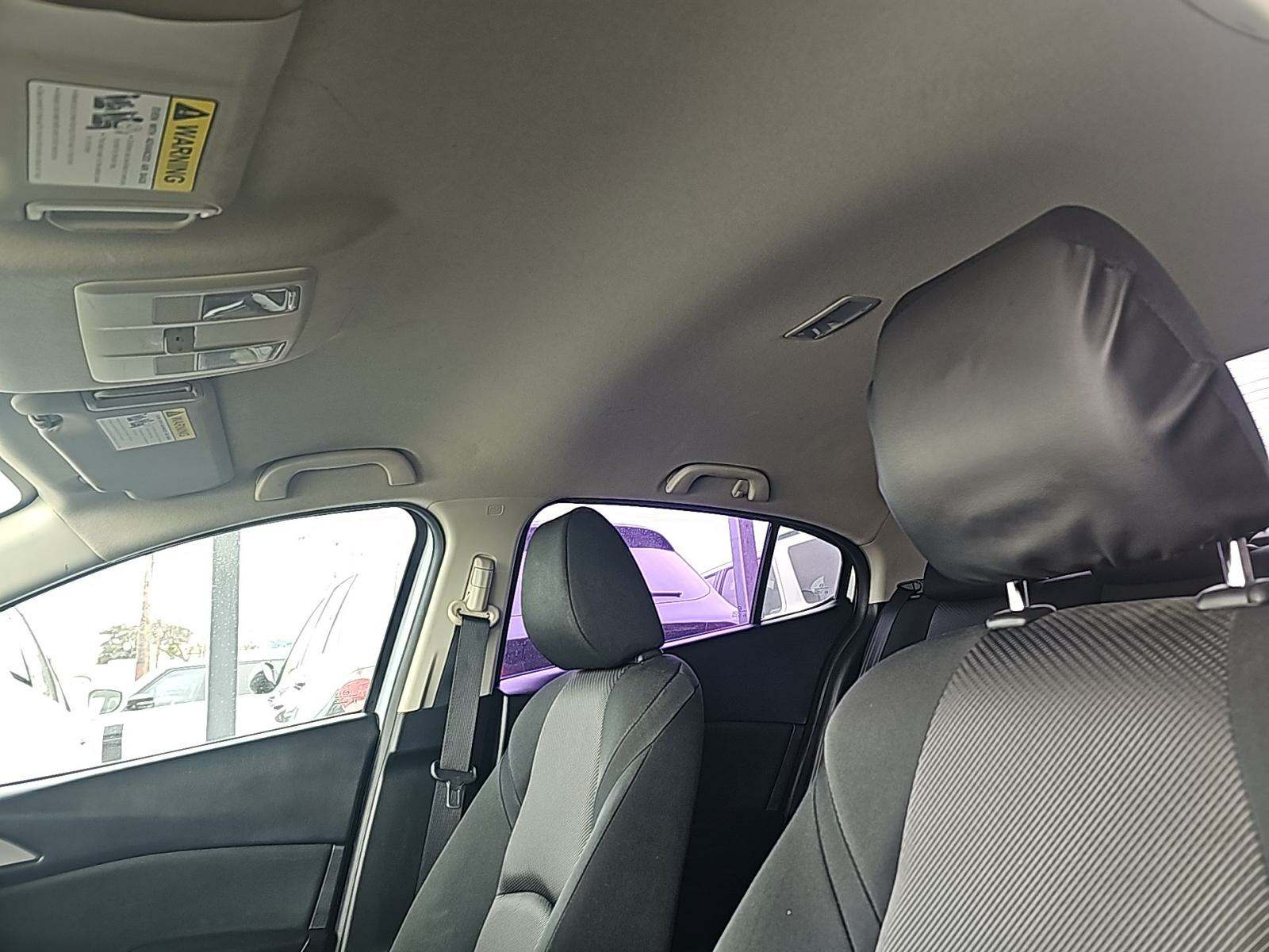 2017 MAZDA MAZDA3 Sport FWD