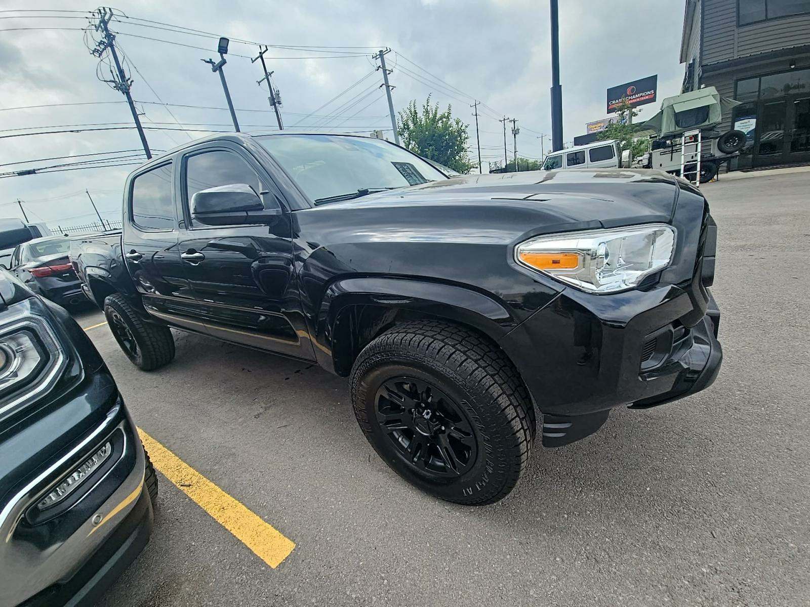 2022 Toyota Tacoma SR AWD