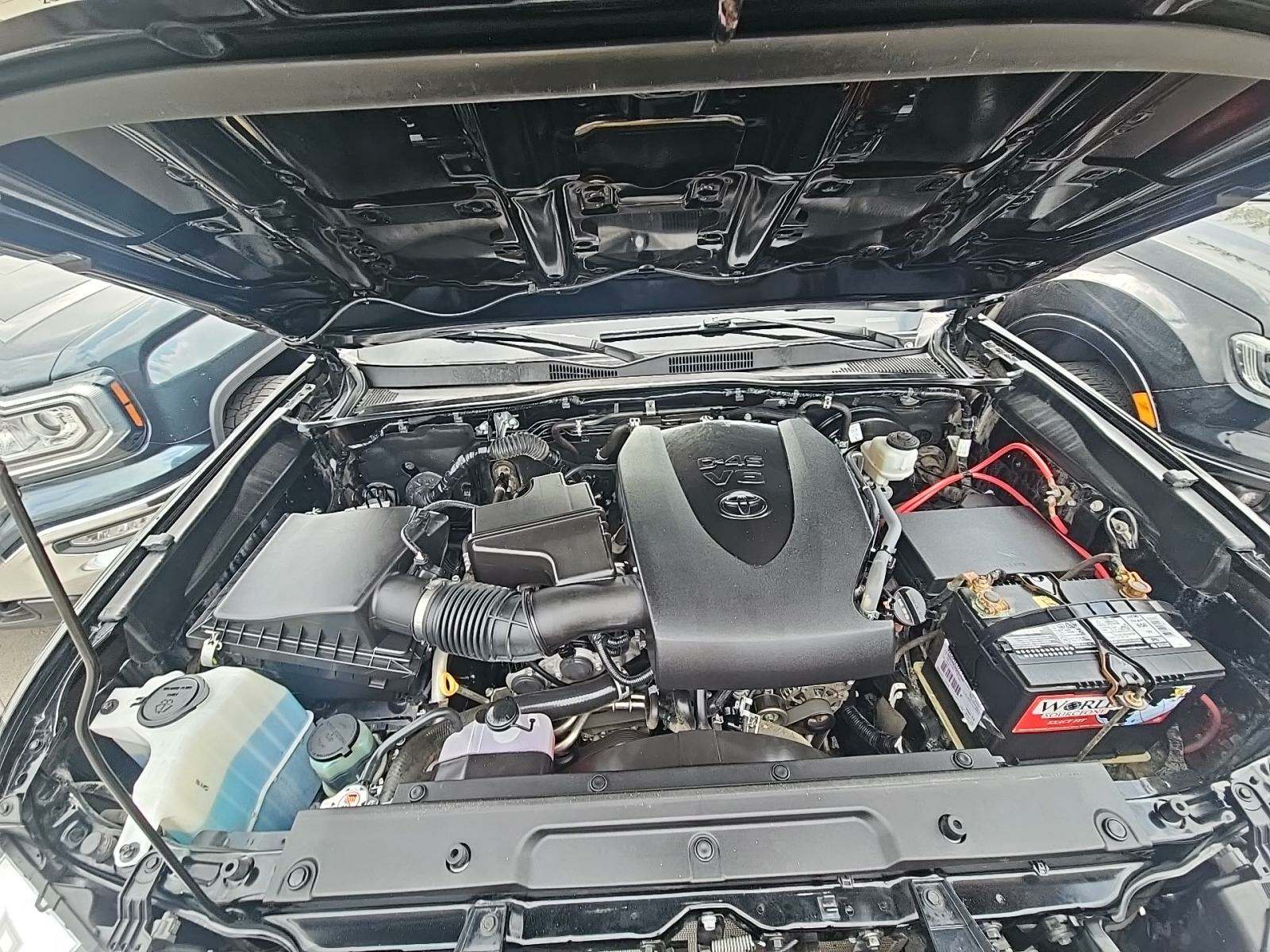 2022 Toyota Tacoma SR AWD