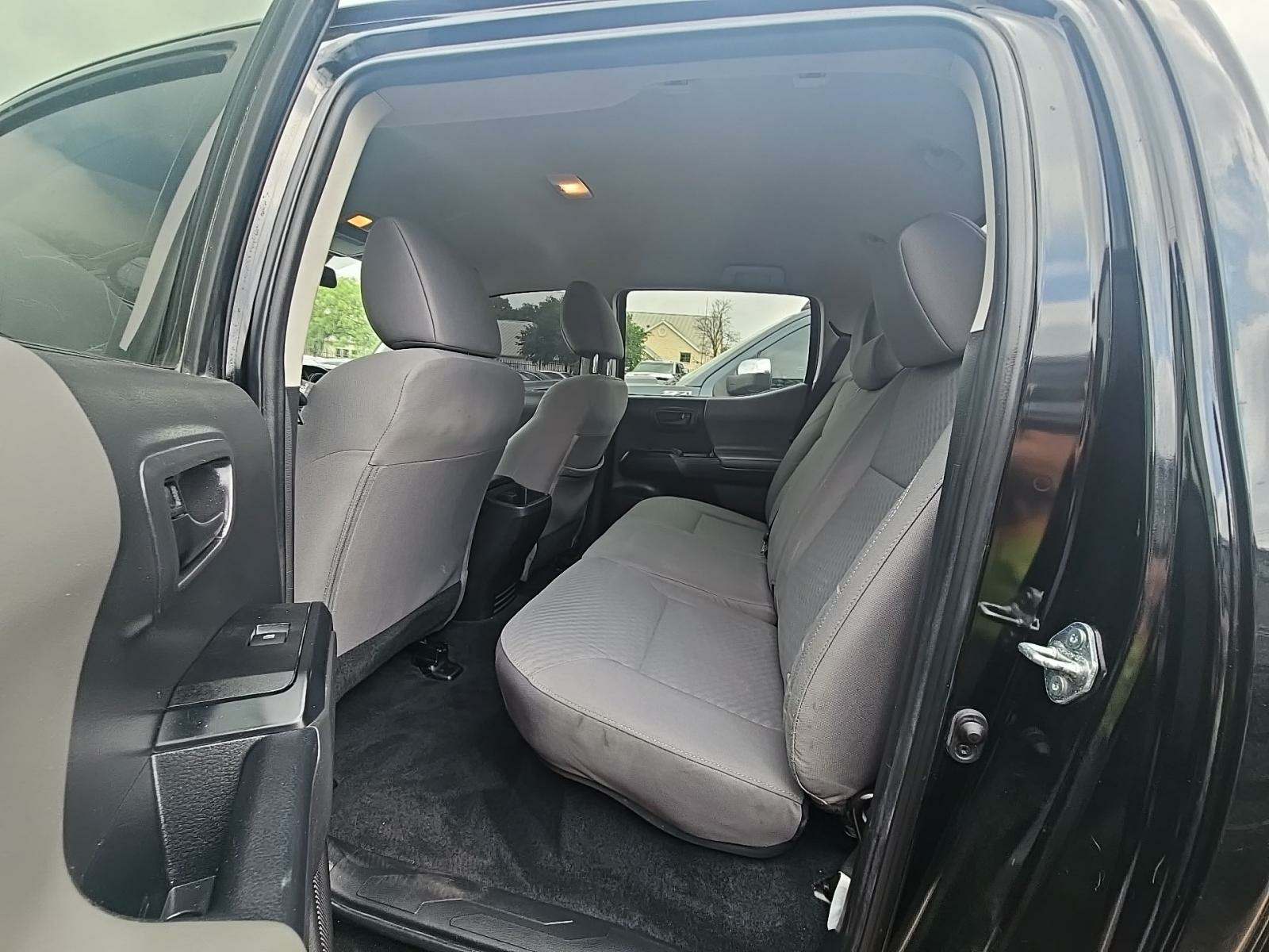 2022 Toyota Tacoma SR AWD