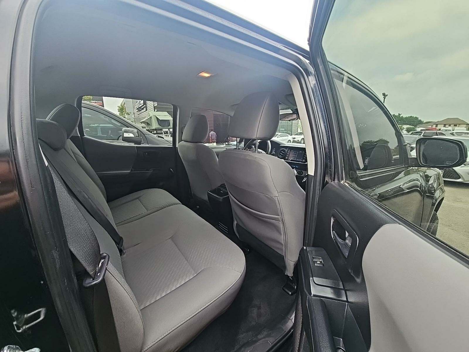 2022 Toyota Tacoma SR AWD