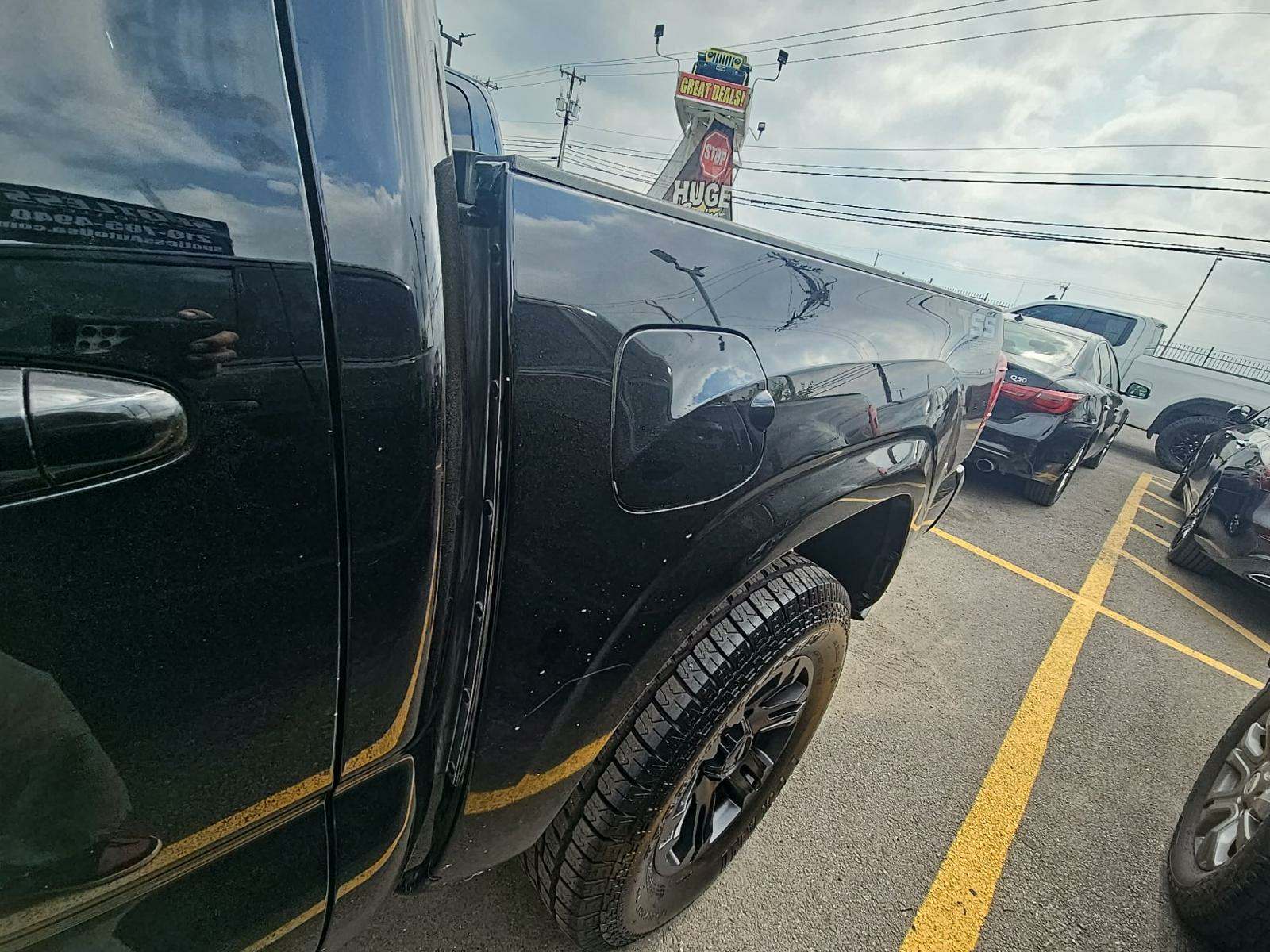 2022 Toyota Tacoma SR AWD