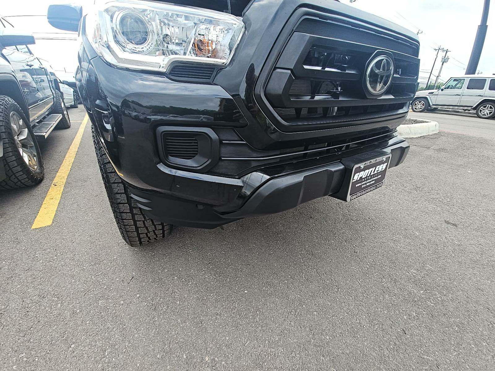 2022 Toyota Tacoma SR AWD