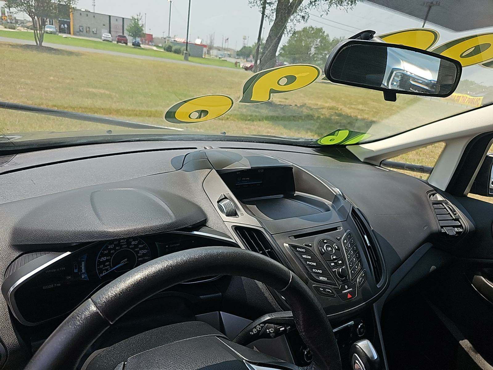 2016 Ford C-MAX Hybrid SE FWD