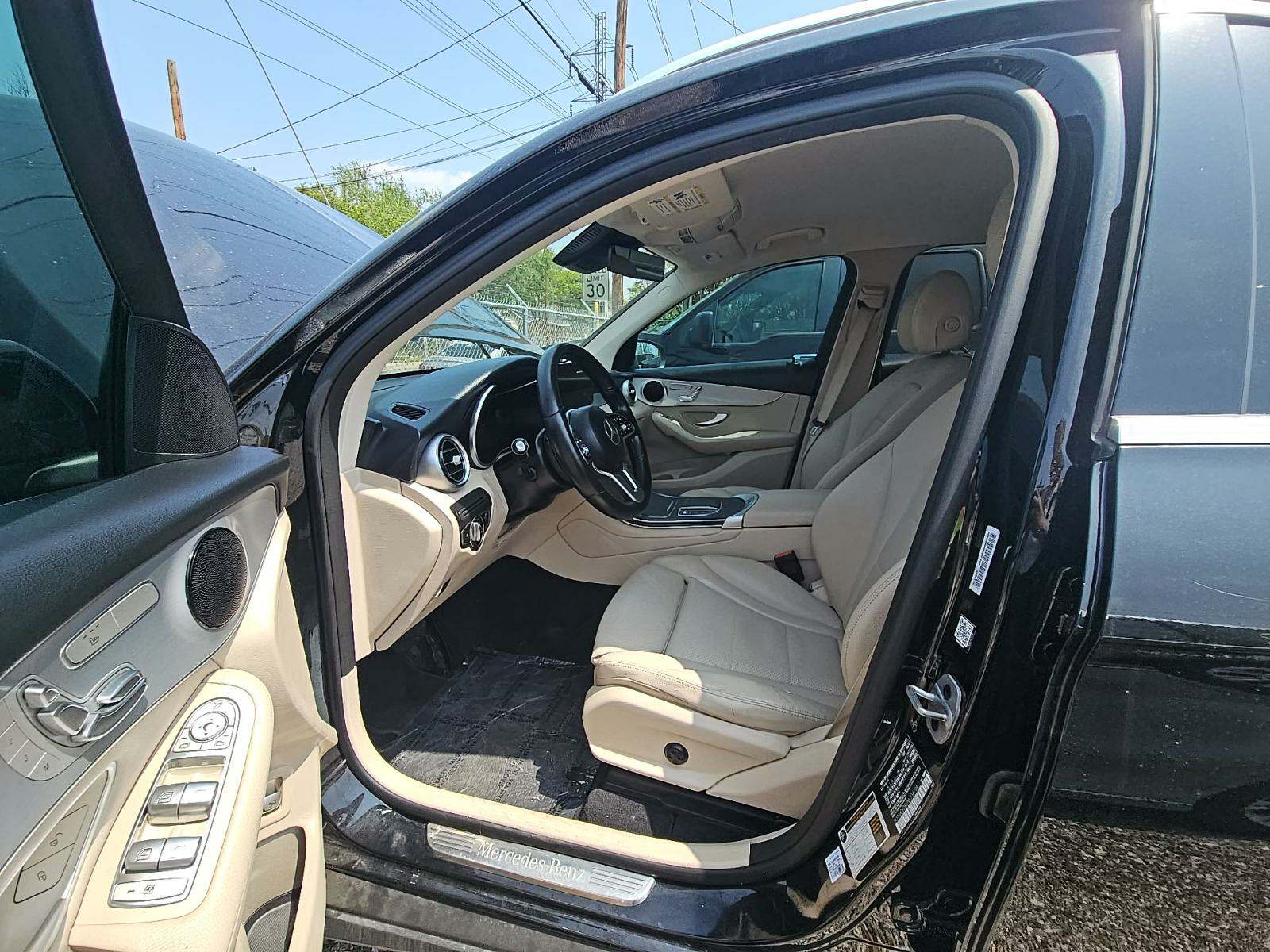 2022 Mercedes-Benz GLC GLC 300 RWD