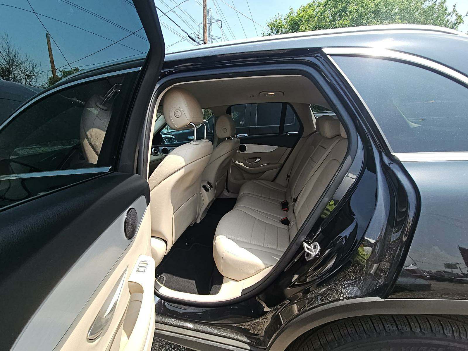 2022 Mercedes-Benz GLC GLC 300 RWD