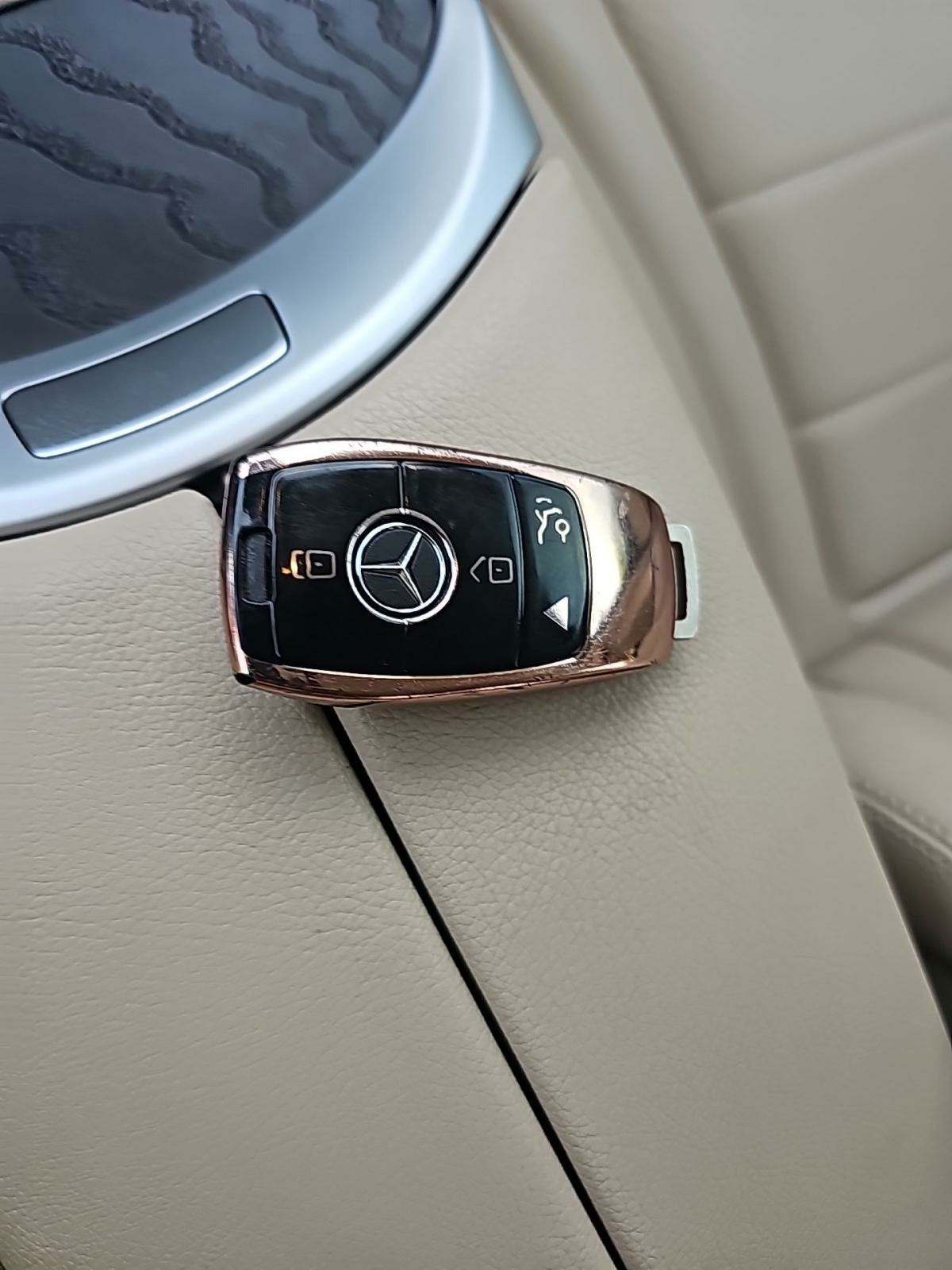 2022 Mercedes-Benz GLC GLC 300 RWD