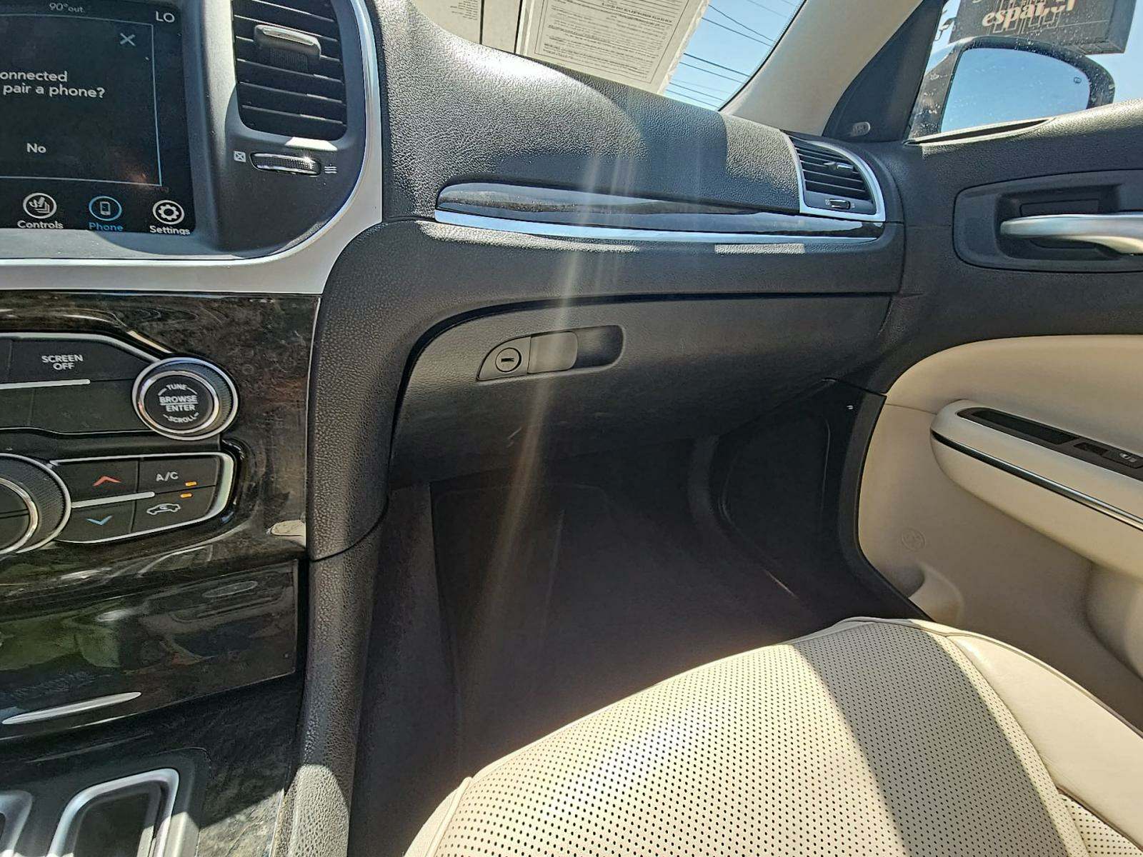 2018 Chrysler 300 Limited RWD