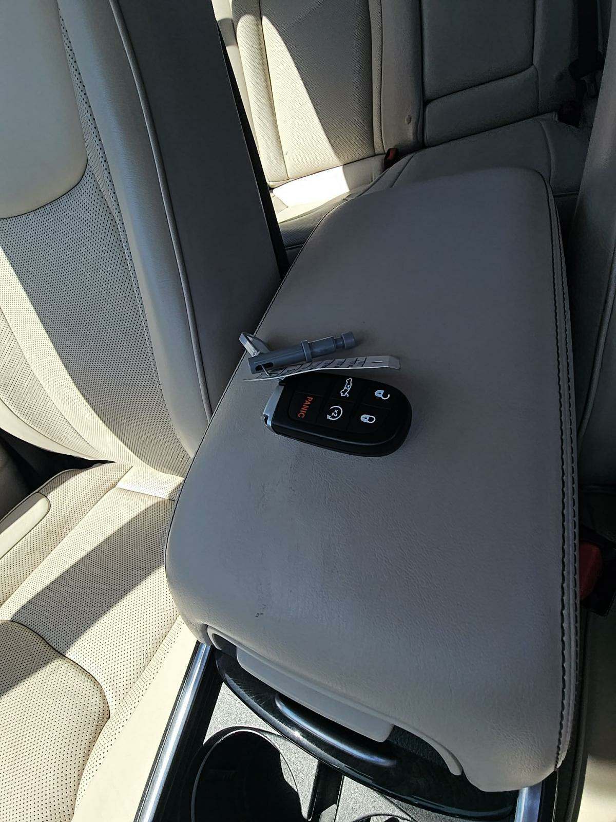 2018 Chrysler 300 Limited RWD