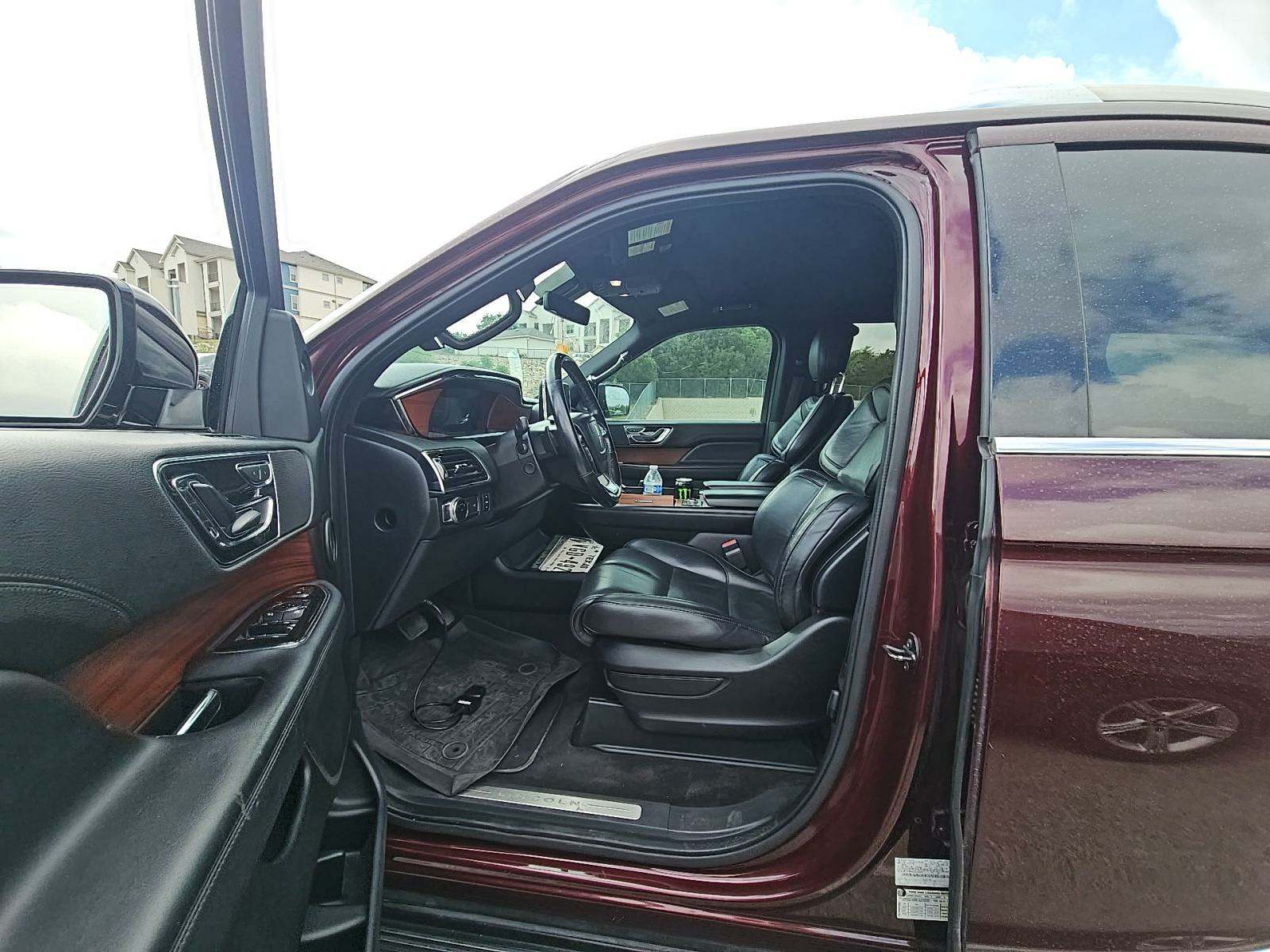 2018 Lincoln Navigator Premiere RWD