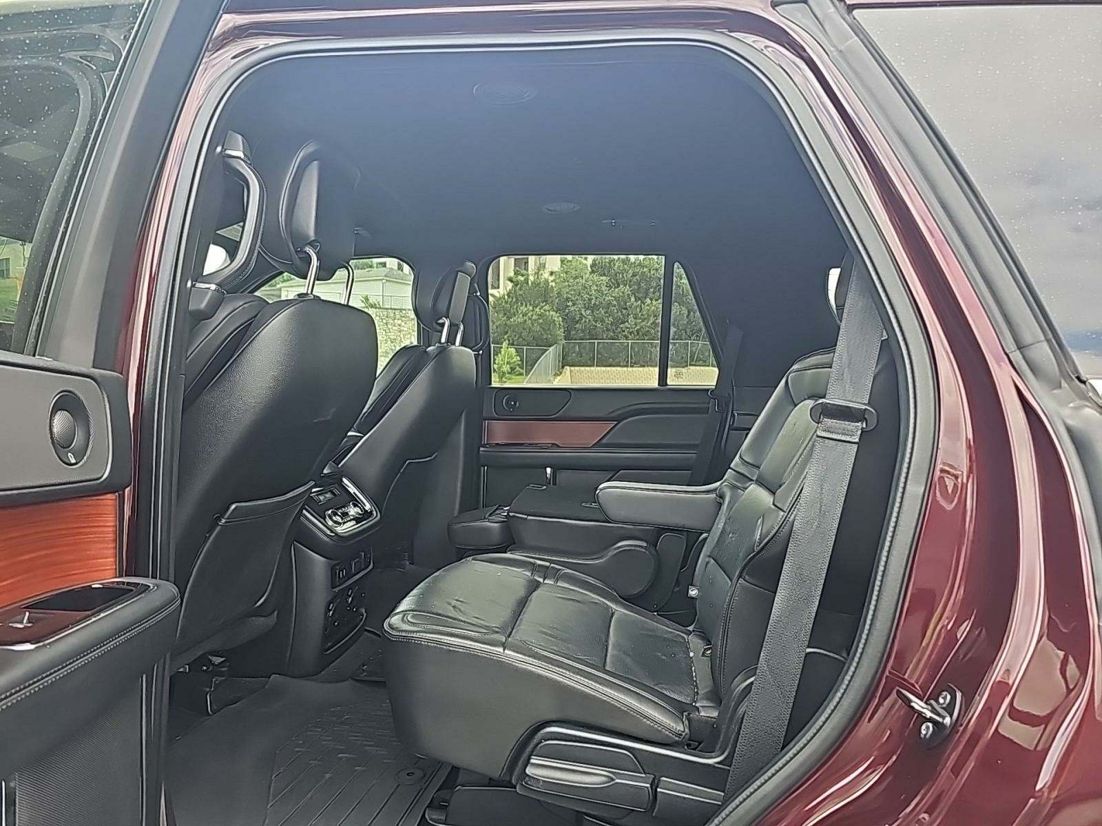 2018 Lincoln Navigator Premiere RWD