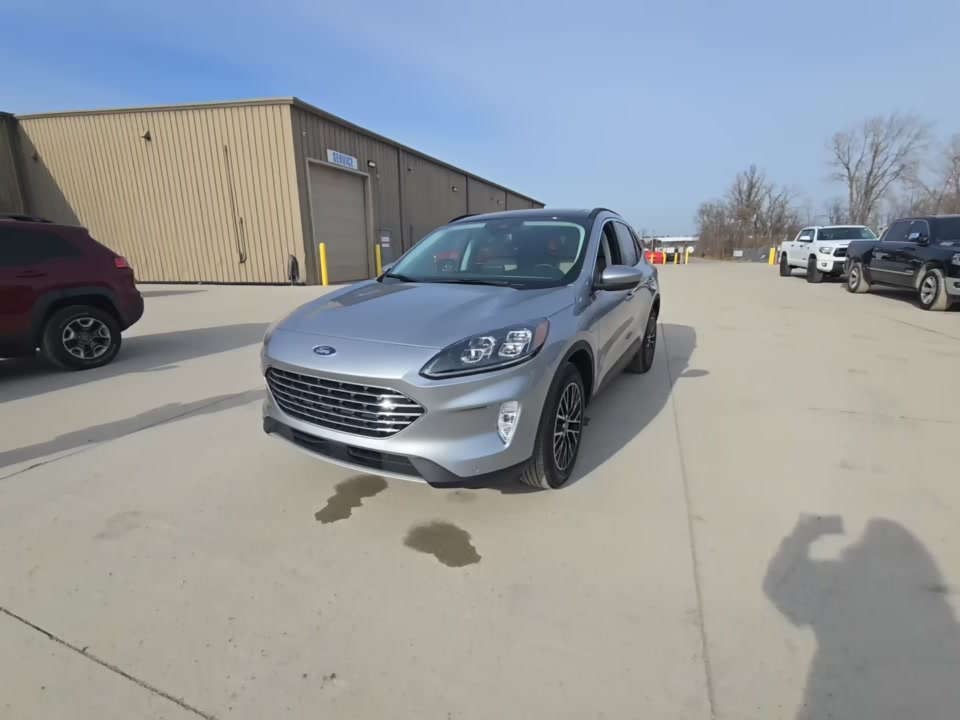 2022 Ford Escape Plug-In Hybrid Titanium FWD