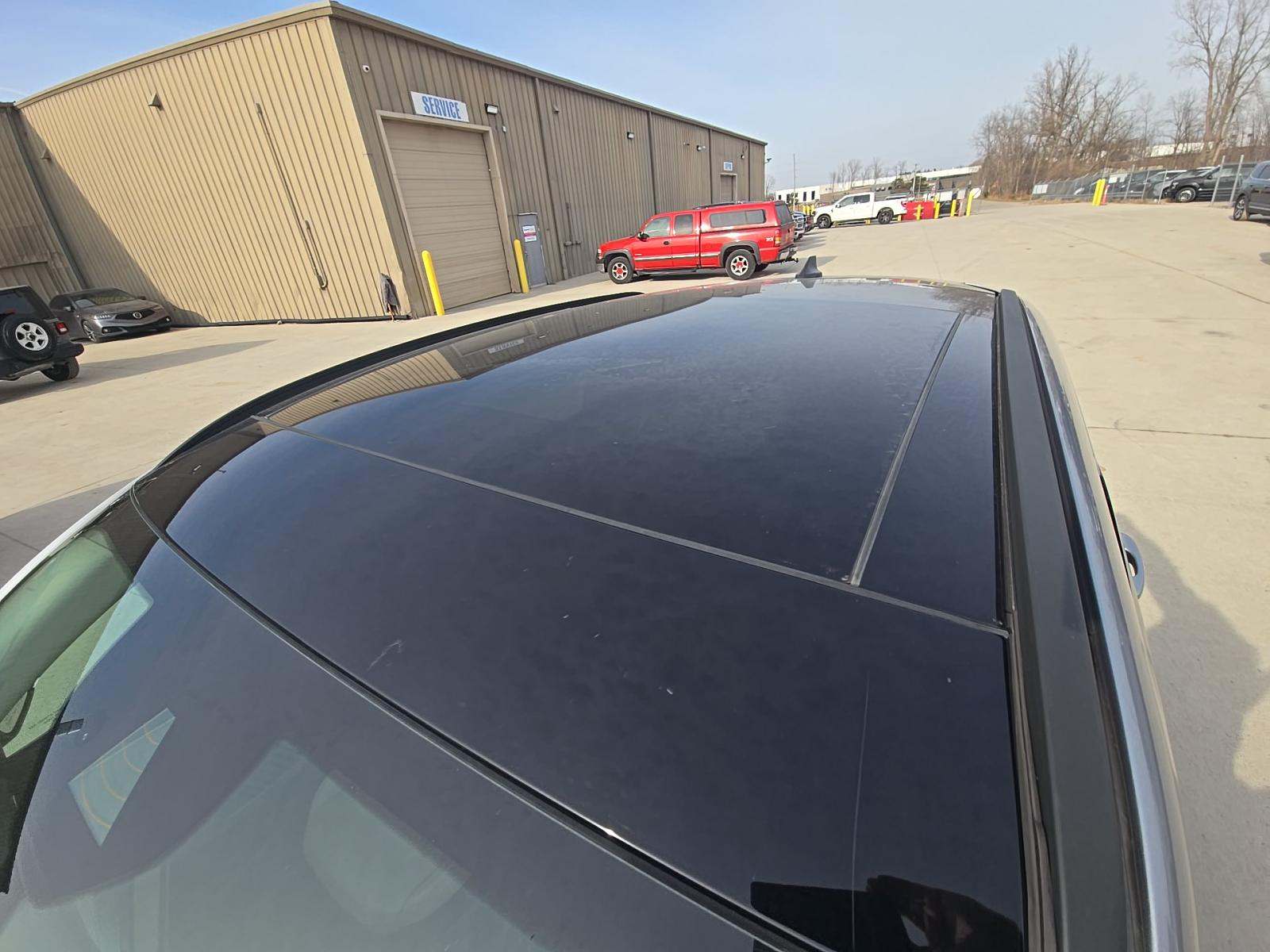 2022 Ford Escape Plug-In Hybrid Titanium FWD