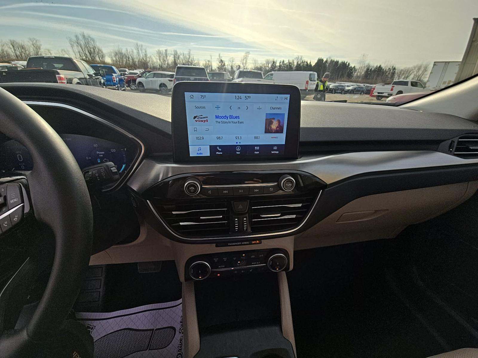 2022 Ford Escape Plug-In Hybrid Titanium FWD