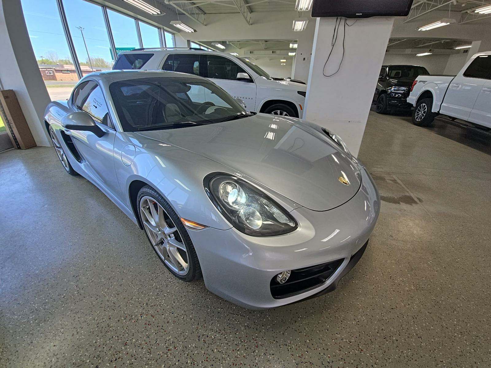 2015 Porsche Cayman Base RWD