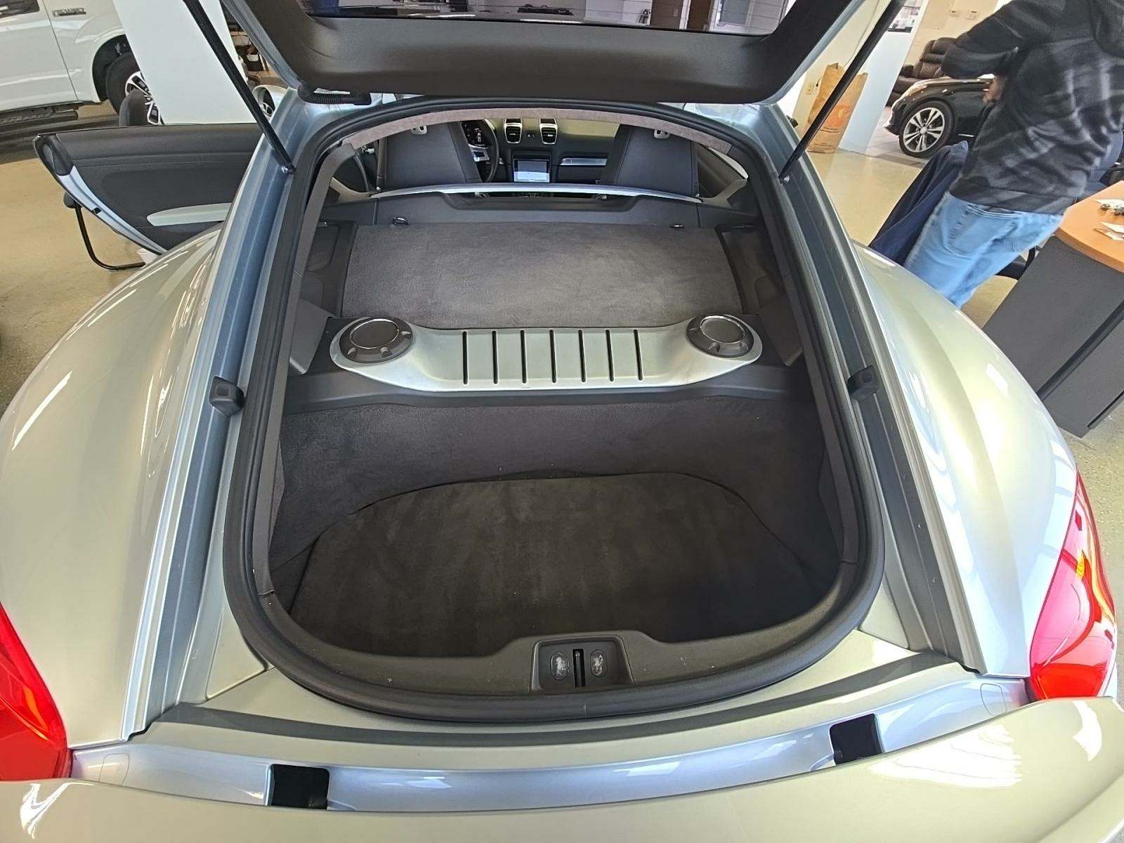 2015 Porsche Cayman Base RWD