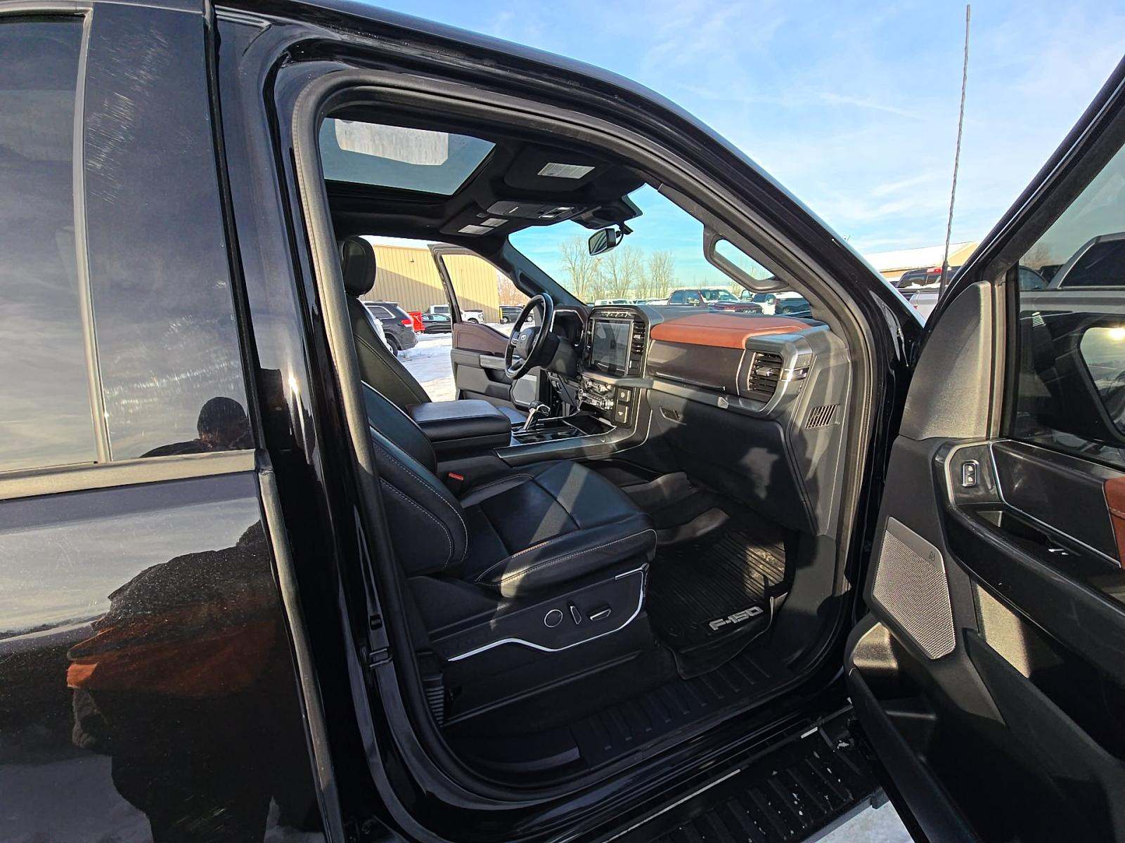 2023 Ford F-150 Hybrid Lariat AWD