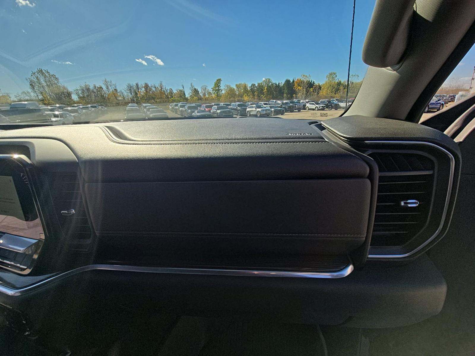 2023 Chevrolet Silverado 1500 RST AWD